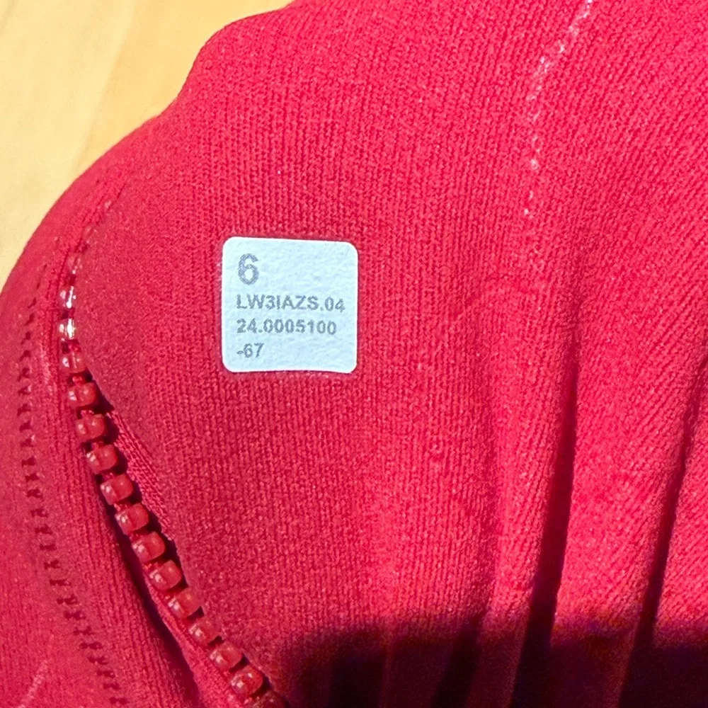 Cropped Define Jacket (Year of Snake Emboss) - Picture 3 of 4